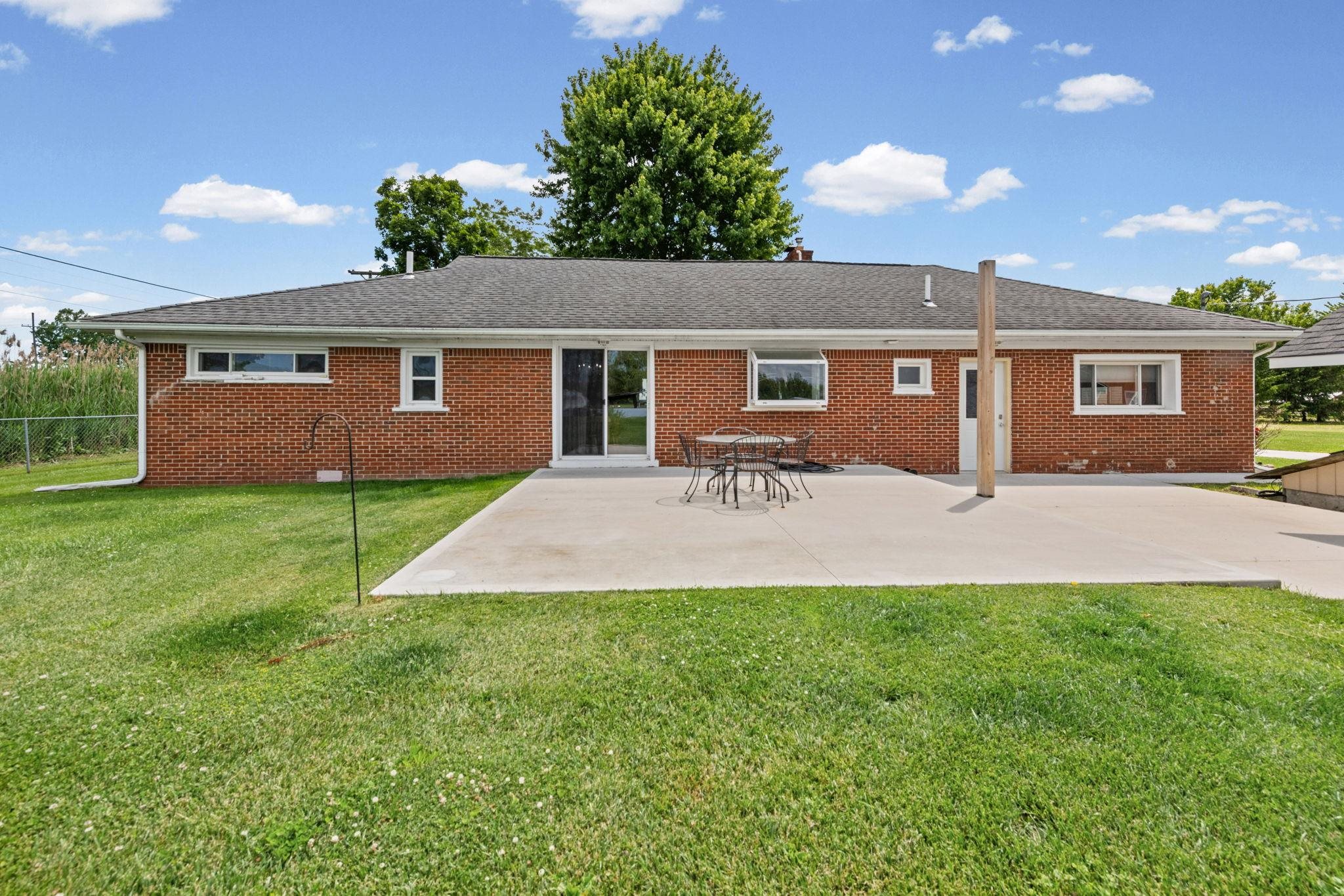7762 Shea Road Fair Haven, MI 48023 - Photo 24 of 44 50212923-8d2e3c7e-d84d-45f8-9298-964fe699bd87.JPG