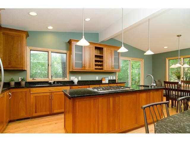 704 North Drillane Road Hopkins, MN 55305 - Photo 4 of 18
