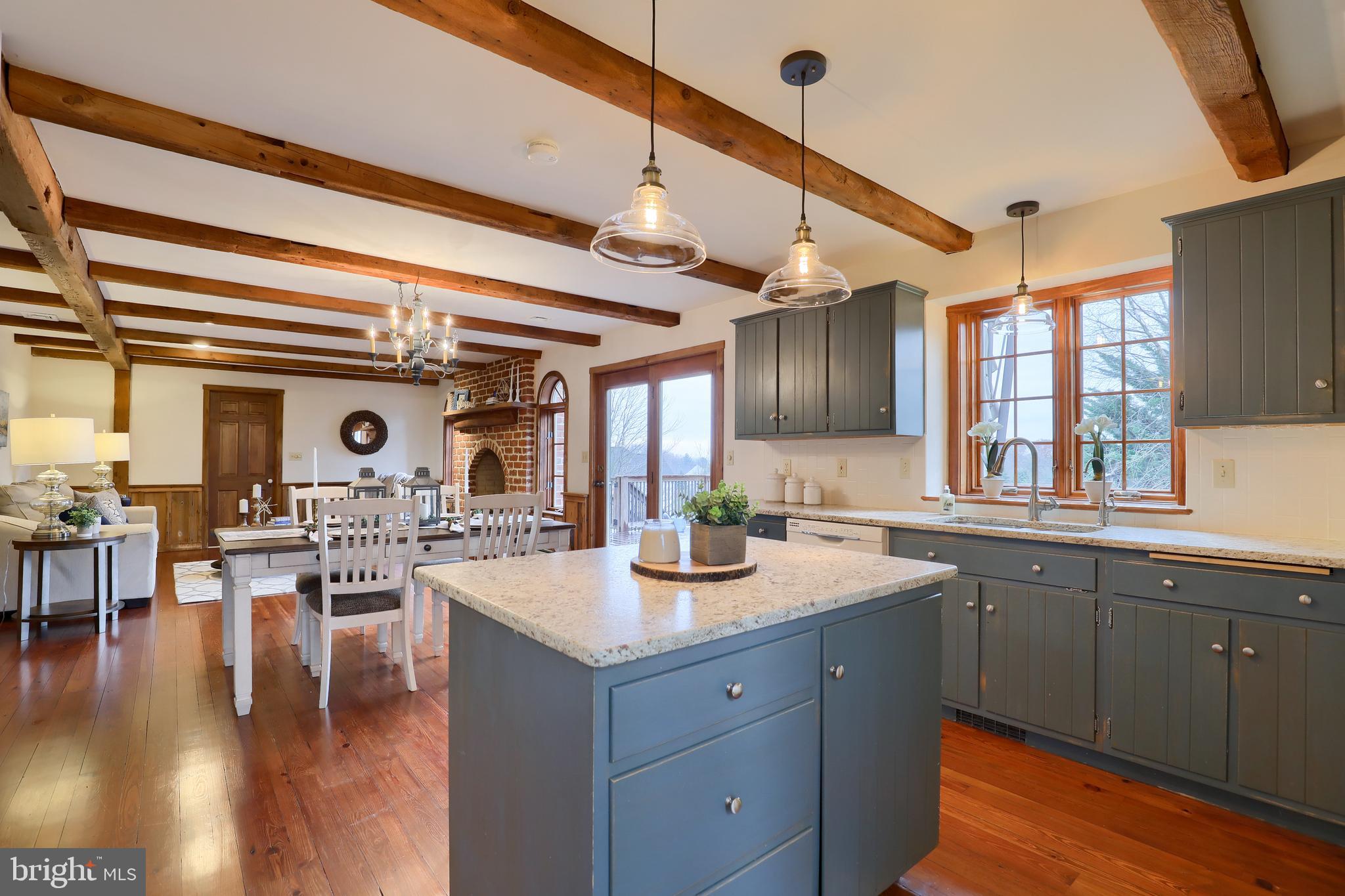 14 Bentley Lane Lititz, PA 17543 - Photo 11 of 47 Kitchen