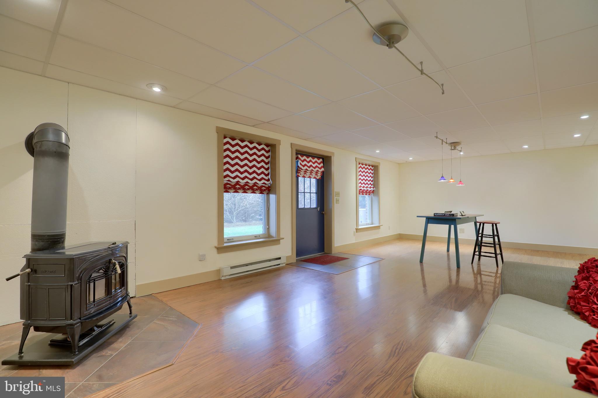 14 Bentley Lane Lititz, PA 17543 - Photo 38 of 47 LL Family Room