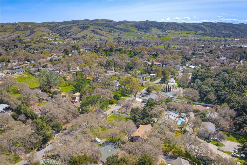 7300 Valle Avenue Atascadero, CA 93422 - Photo 39 of 42