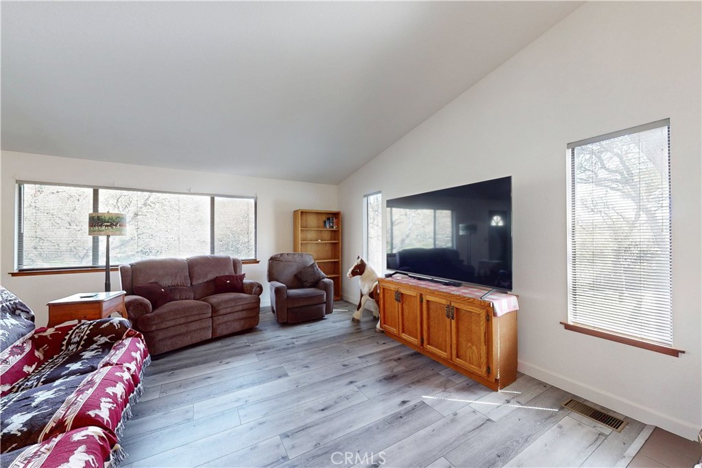 7300 Valle Avenue Atascadero, CA 93422 - Photo 5 of 42