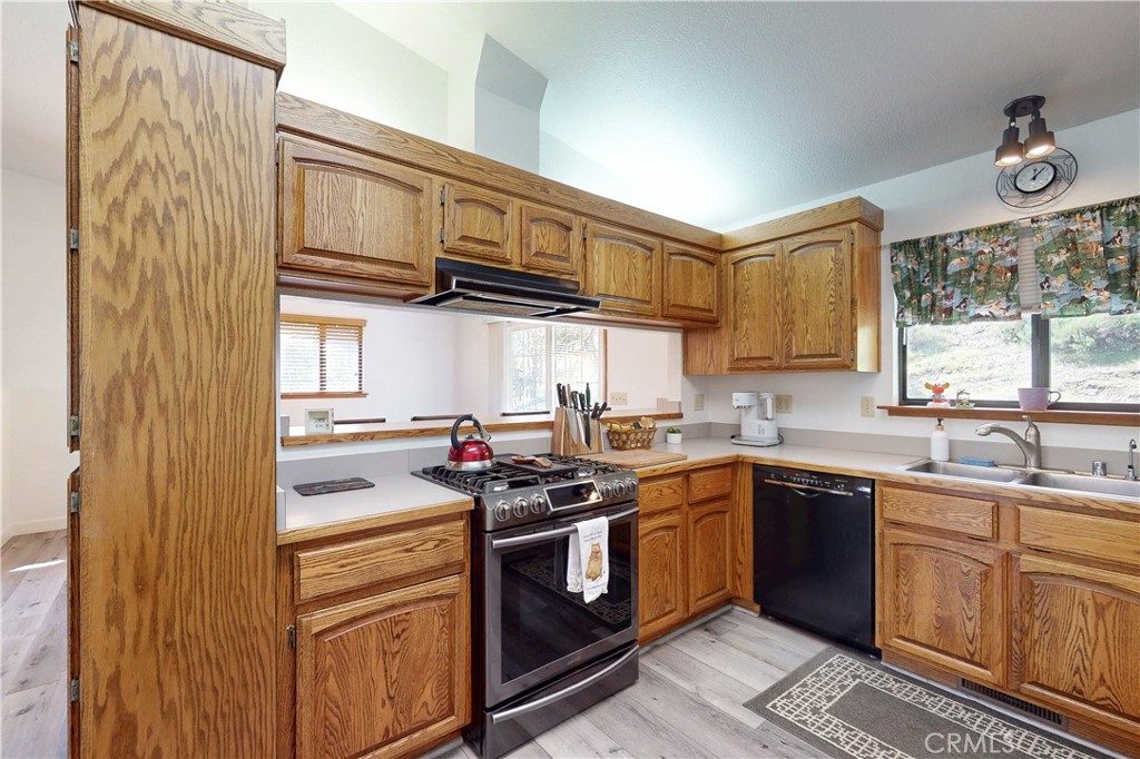 7300 Valle Avenue Atascadero, CA 93422 - Photo 10 of 42