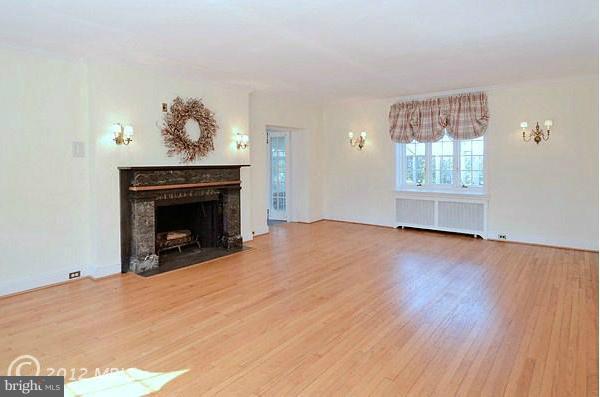 1008 Winding Way Baltimore, MD 21210 - Photo 23 of 30 Wood burning fireplace