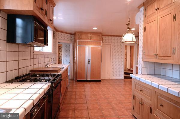 1008 Winding Way Baltimore, MD 21210 - Photo 29 of 30 Tile floors