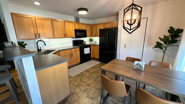 $259,000 | 609 Arbor Circle, Unit 609, Lakemoor, IL 60051