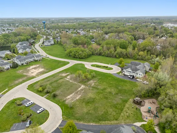 $259,000 | 609 Arbor Circle, Unit 609, Lakemoor, IL 60051