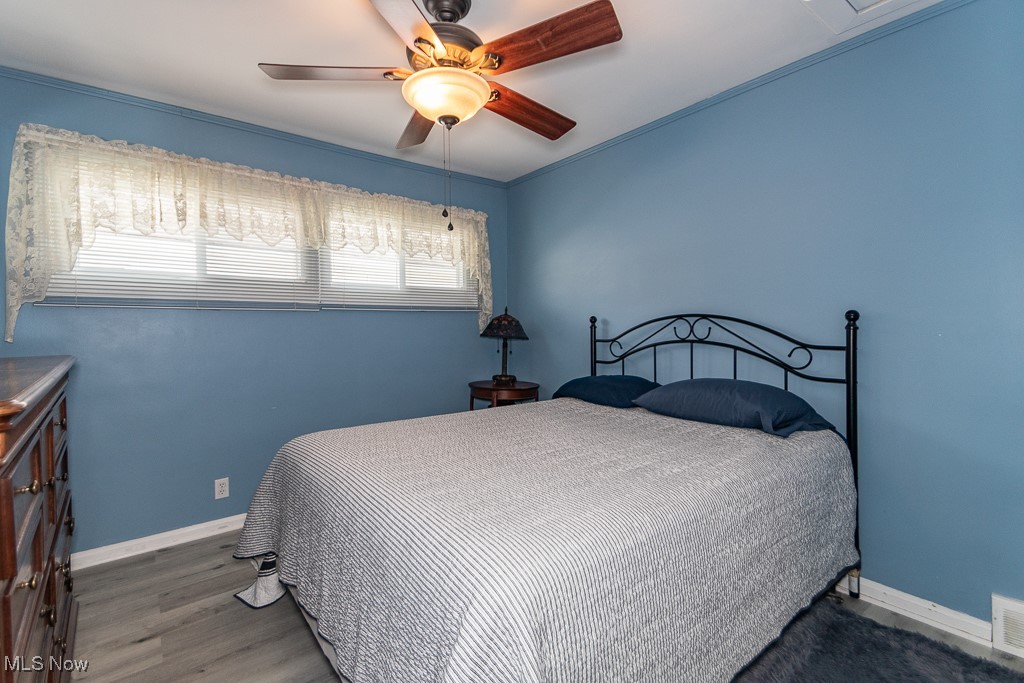 547 Dickerson Road Willowick, OH 44095 - Photo 11 of 38