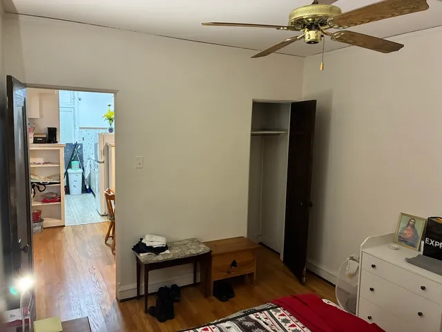 $1,275 | 5443 North Campbell Avenue, Unit 1F, Chicago, IL 60625