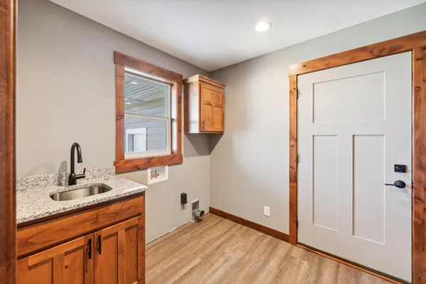 $525,000 | 1635 72nd Avenue, Hammond, WI 54015