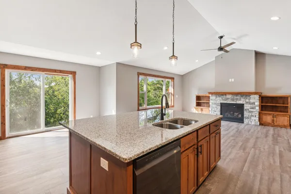 $525,000 | 1635 72nd Avenue, Hammond, WI 54015