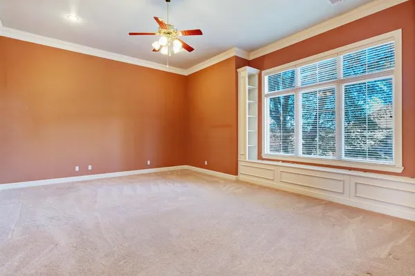 $699,500 | 3065 Oak Creek Drive, Paris, TX 75462