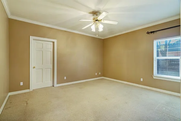 $699,500 | 3065 Oak Creek Drive, Paris, TX 75462