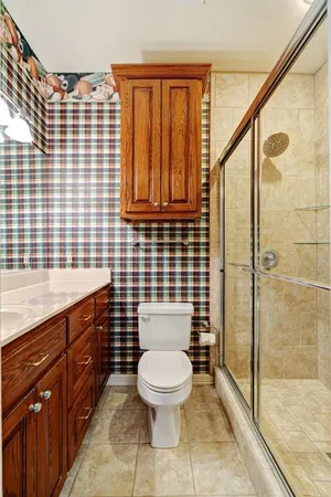 $699,500 | 3065 Oak Creek Drive, Paris, TX 75462