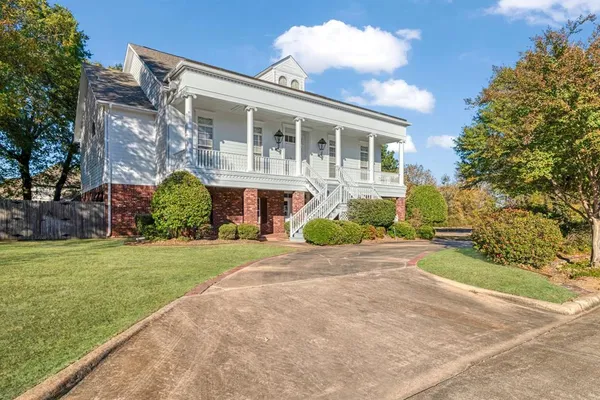 $699,500 | 3065 Oak Creek Drive, Paris, TX 75462