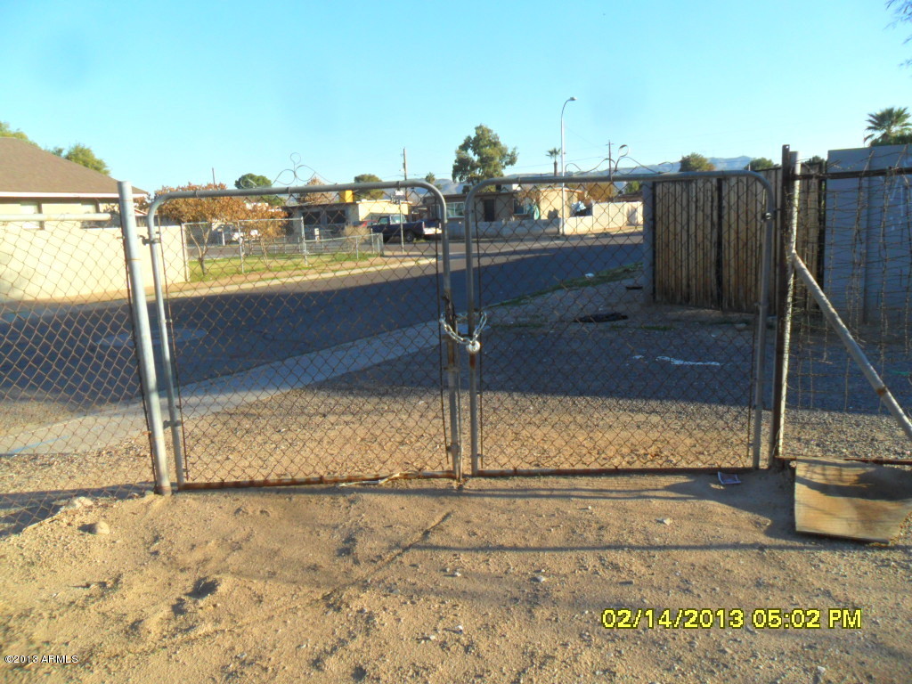 501 West Roeser Road Phoenix, AZ 85041 - Photo 26 of 30 SAM_6367