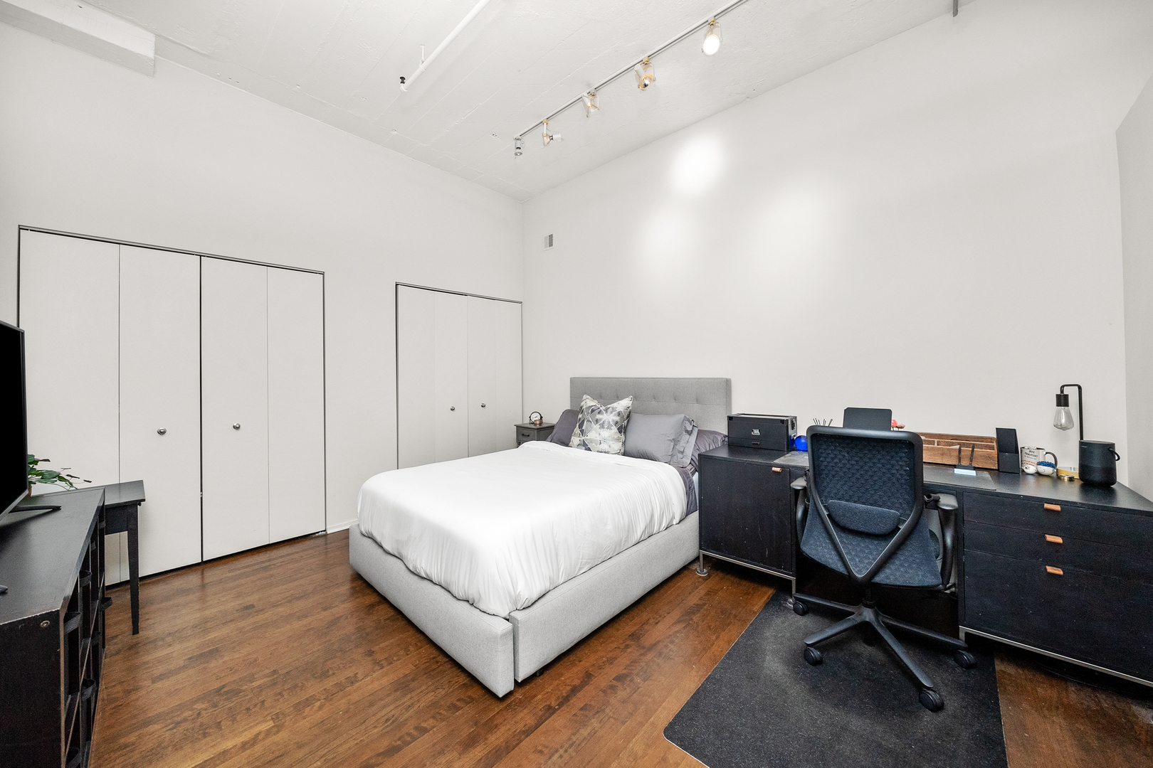 1530 South State Street, Unit 722 Chicago, IL 60605 - Photo 14 of 32