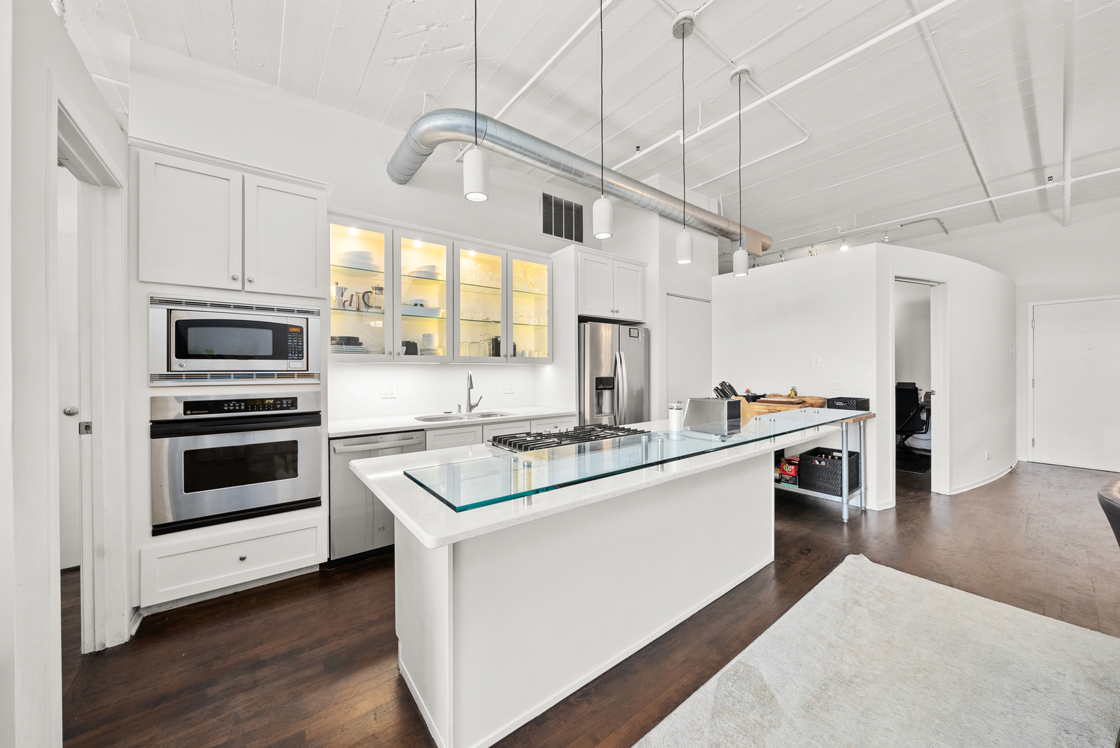 1530 South State Street, Unit 722 Chicago, IL 60605 - Photo 2 of 32