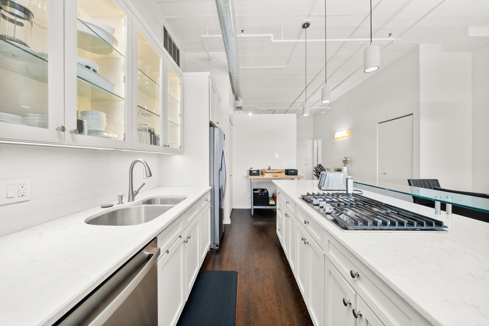 1530 South State Street, Unit 722 Chicago, IL 60605 - Photo 4 of 32