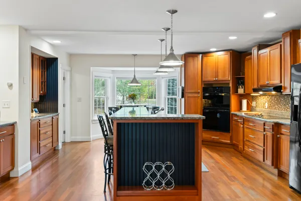 $1,299,500 | 22 Adams Lane, Ogunquit, ME 03907