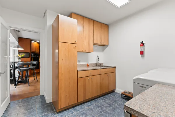 $1,299,500 | 22 Adams Lane, Ogunquit, ME 03907