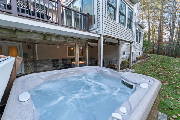 $1,299,500 | 22 Adams Lane, Ogunquit, ME 03907