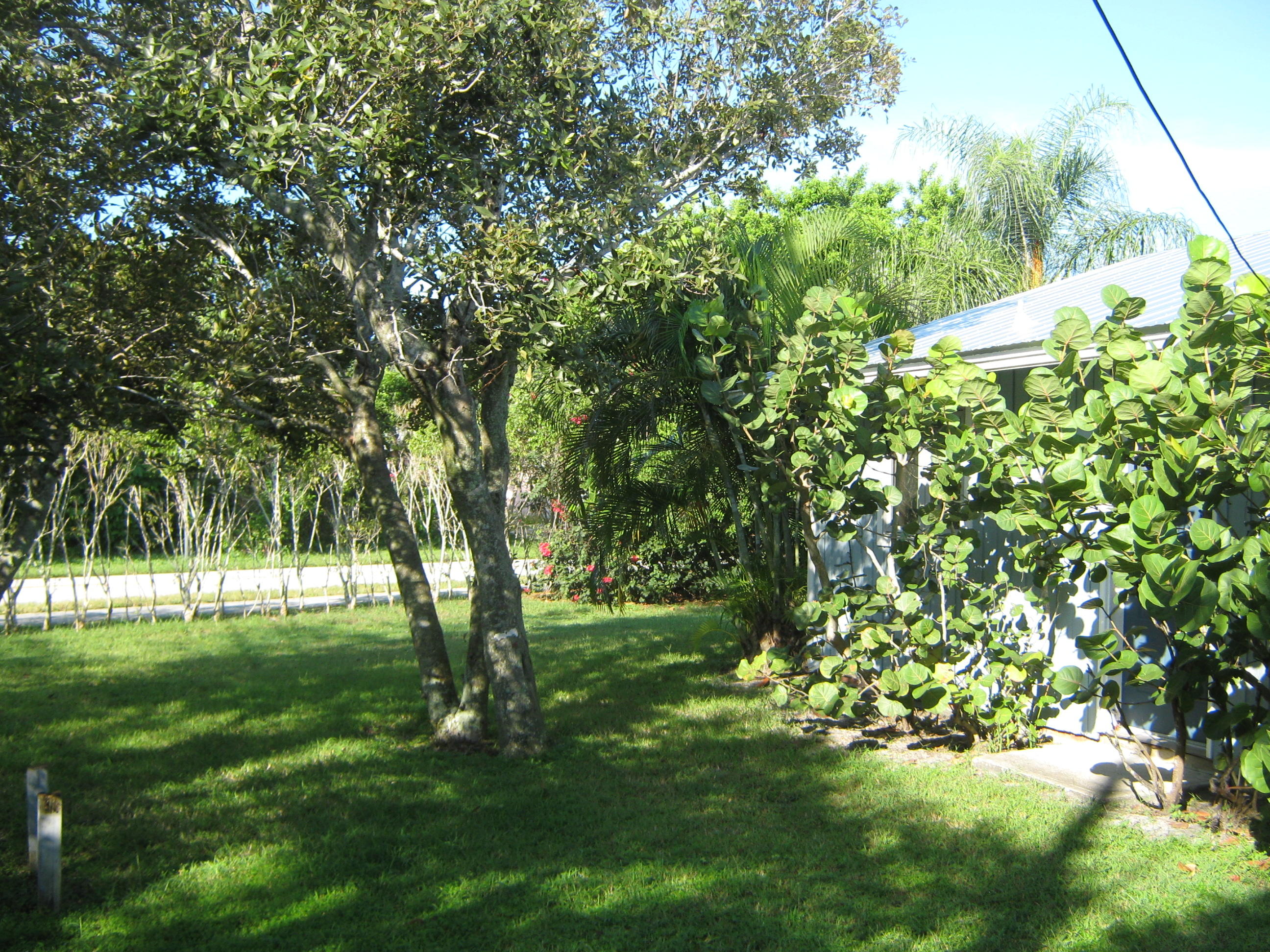 5607 Southeast Sailfish Way Stuart, FL 34997 - Photo 7 of 24 008