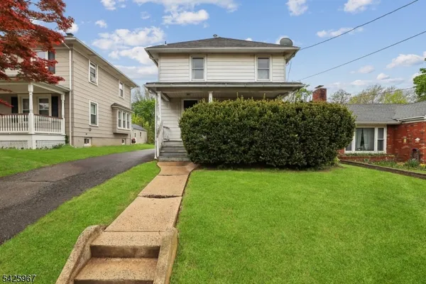 $380,000 | 164 East High Street, Somerville, NJ 08876