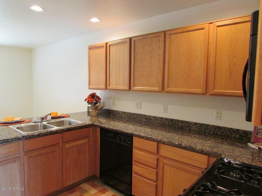 13638 East Mooncloud Way Vail, AZ 85641 - Photo 8 of 28