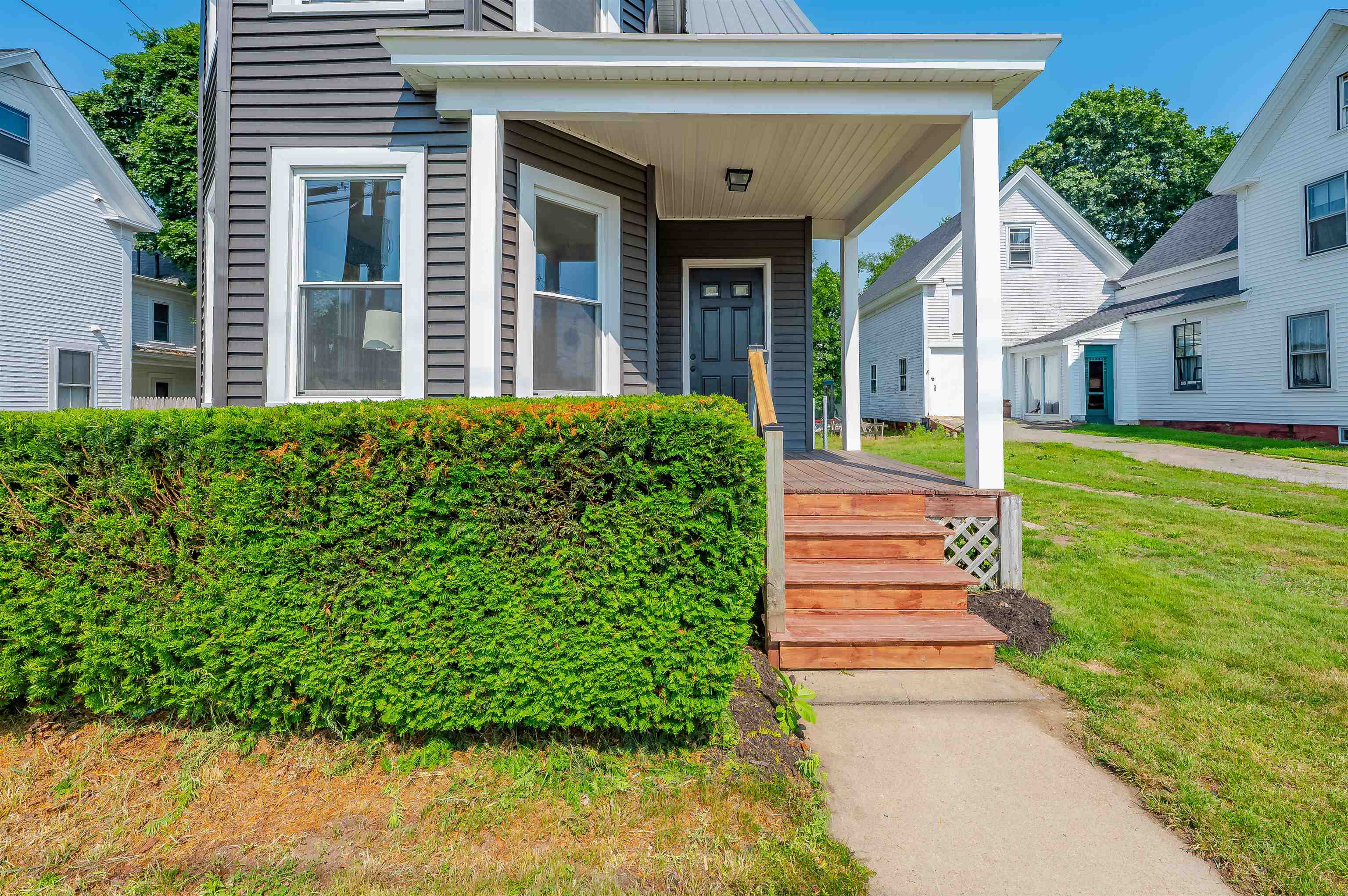 26 Eastern Avenue Rochester, NH 03867 - Photo 4 of 48