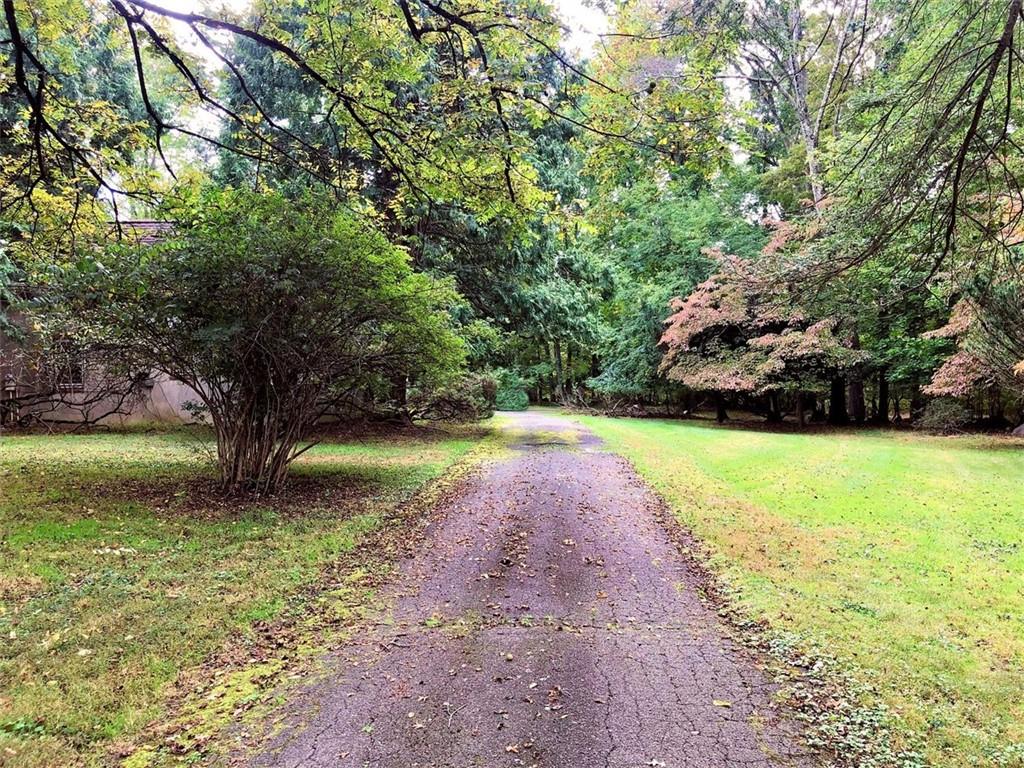 542 South Mountain Road New City, NY 10956 - Photo 1 of 1