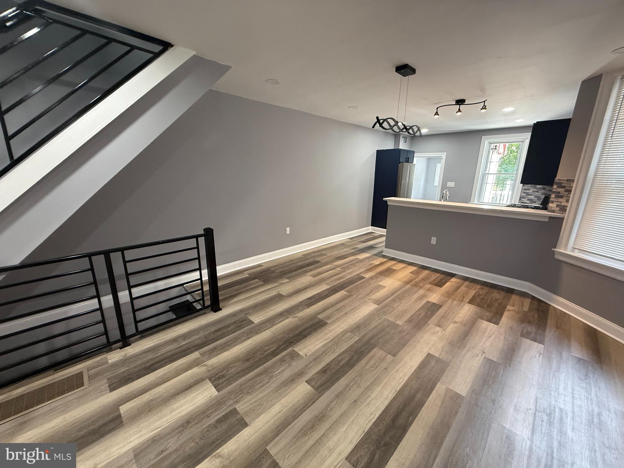 738 East Rittenhouse Street Philadelphia, PA 19144 - Photo 7 of 31 Main floor