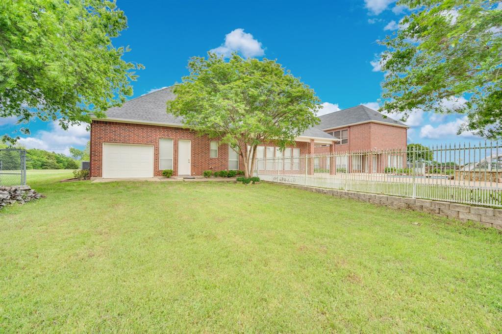 6420 Hayes Road Midlothian, TX 76065 - Photo 35 of 40