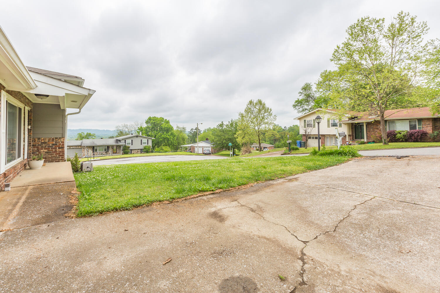 5801 Ragnar Drive Hixson, TN 37343 - Photo 12 of 47 5801 Ragnar Drive HD-16