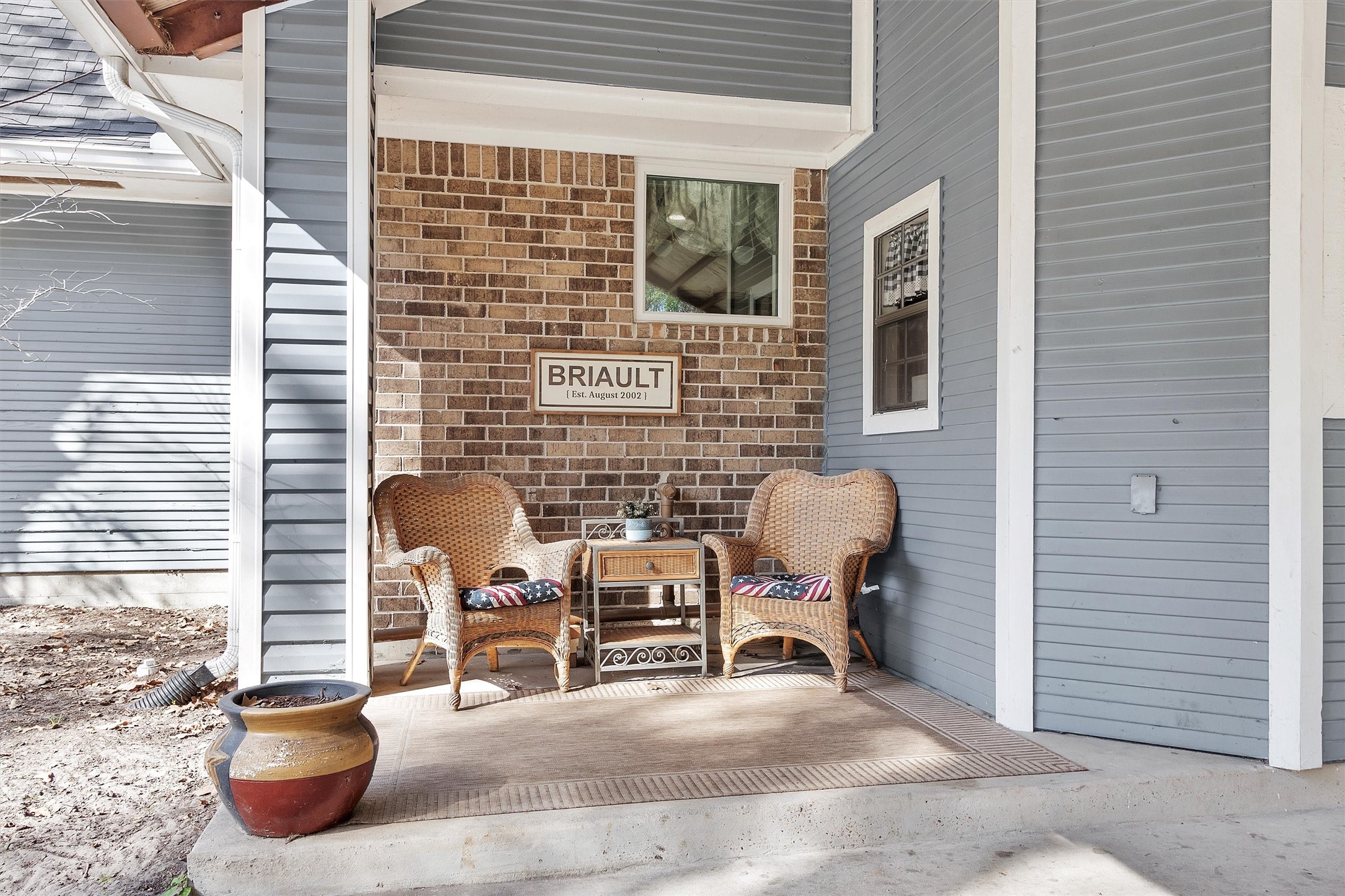 40610 Mill Creek Road Magnolia, TX 77354 - Photo 22 of 31 YES another covered outside seating area