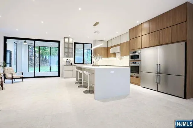 $2,650,000 | 226 Haworth Avenue, Haworth, NJ 07641