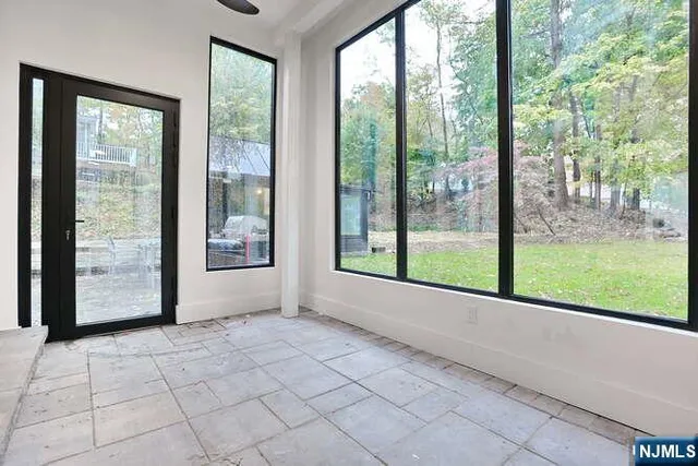 $2,650,000 | 226 Haworth Avenue, Haworth, NJ 07641