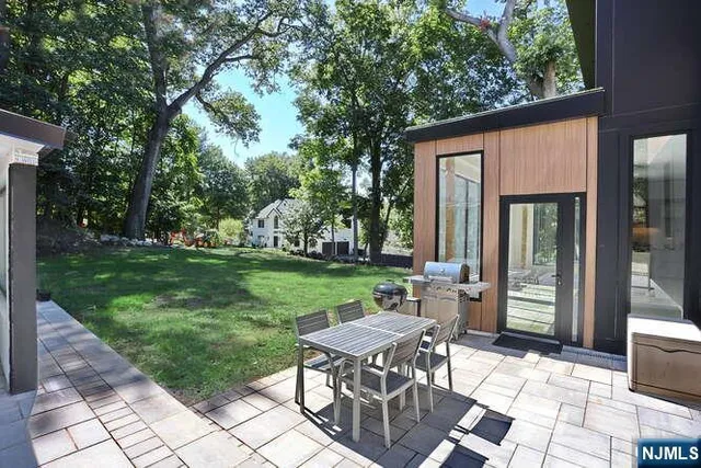 $2,650,000 | 226 Haworth Avenue, Haworth, NJ 07641