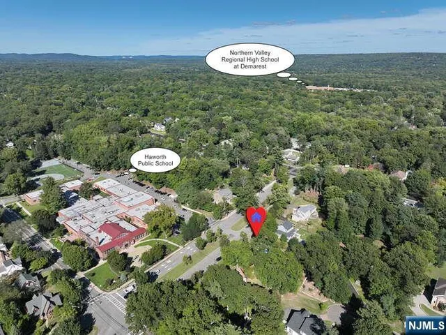 $2,650,000 | 226 Haworth Avenue, Haworth, NJ 07641