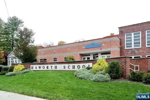 $2,650,000 | 226 Haworth Avenue, Haworth, NJ 07641