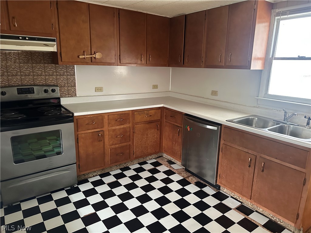 501 Riverside Drive St. Marys, WV 26170 - Photo 9 of 30