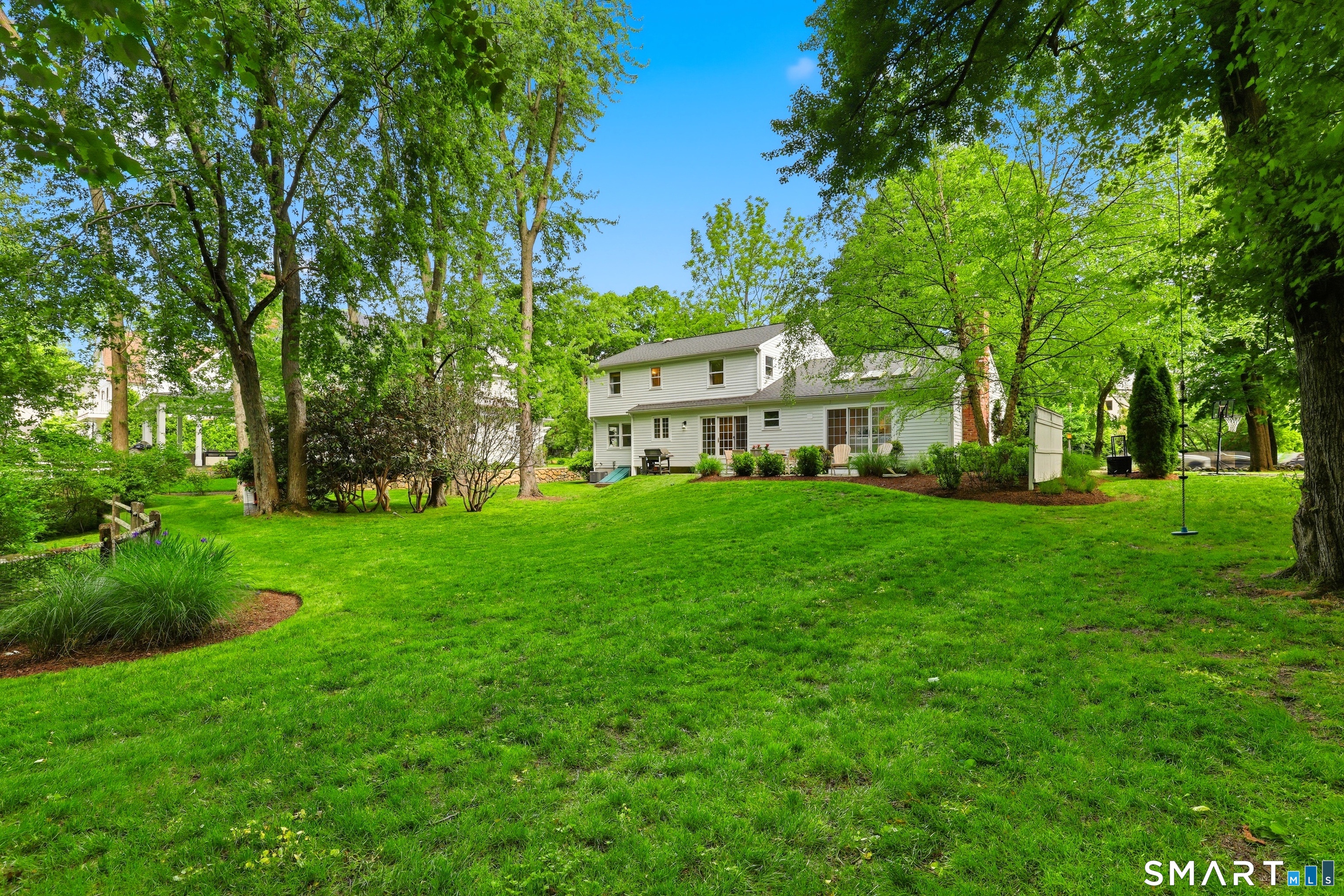 201 Middlesex Road Darien, CT 06820 - Photo 35 of 39