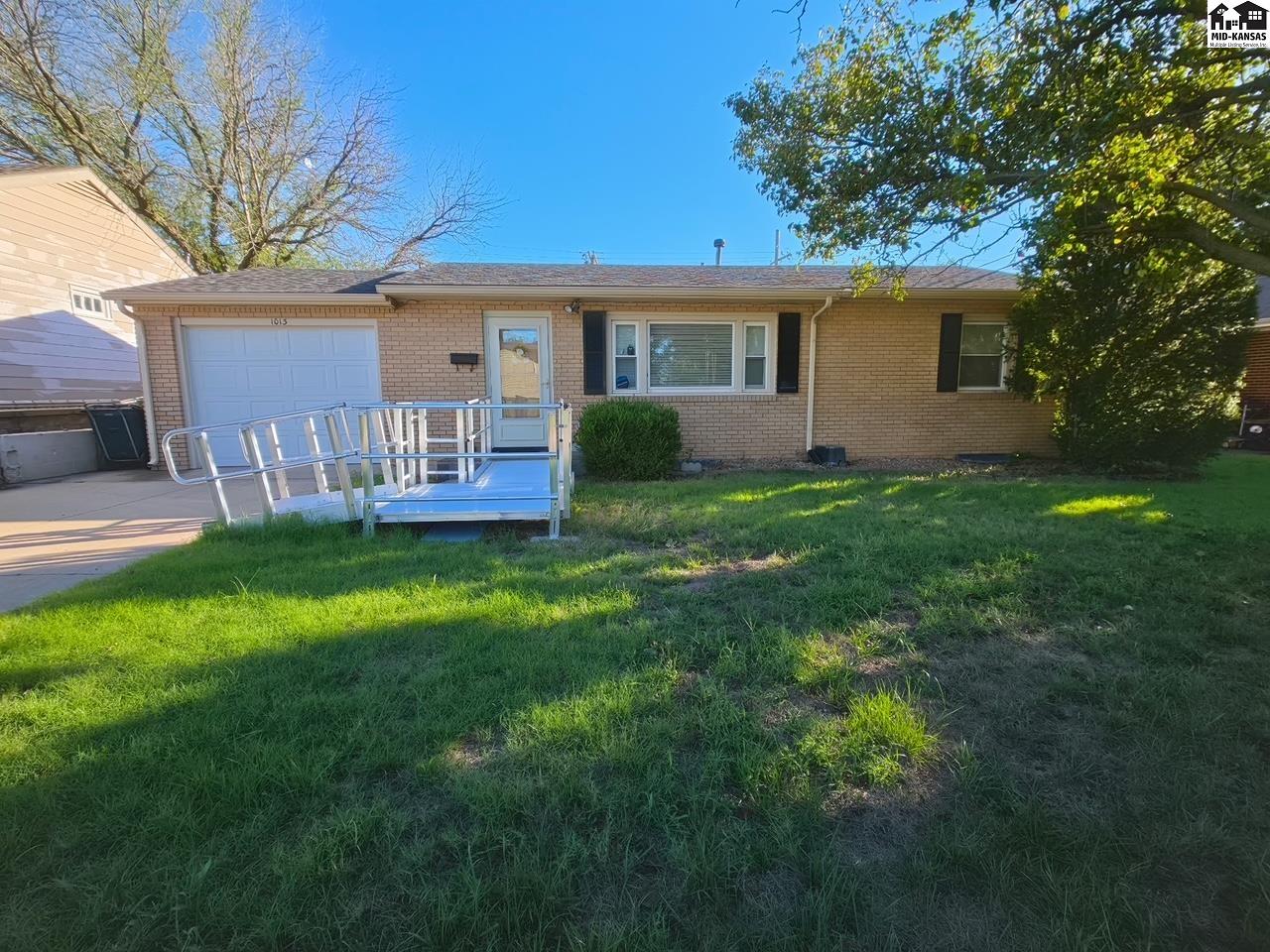 1013 Random Road Pratt, KS 67124 - Photo 1 of 34 Gallery Image 1