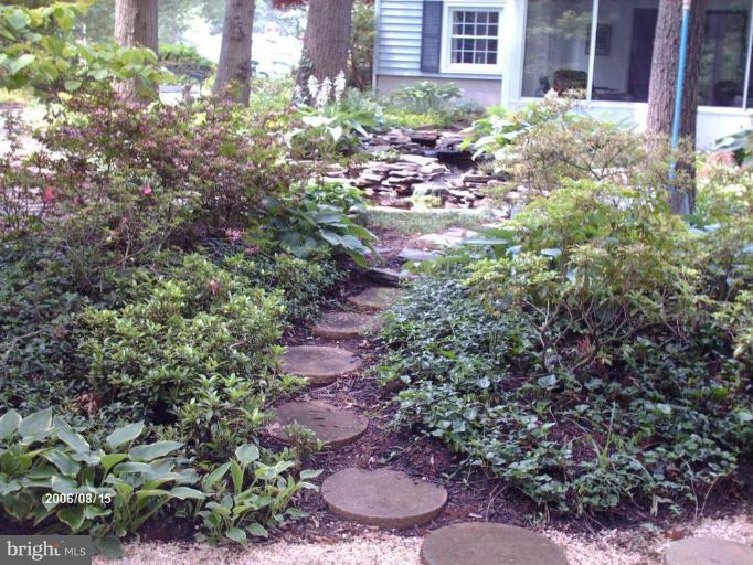 205 Margate Road Lutherville-Timonium, MD 21093 - Photo 2 of 6 Back yard