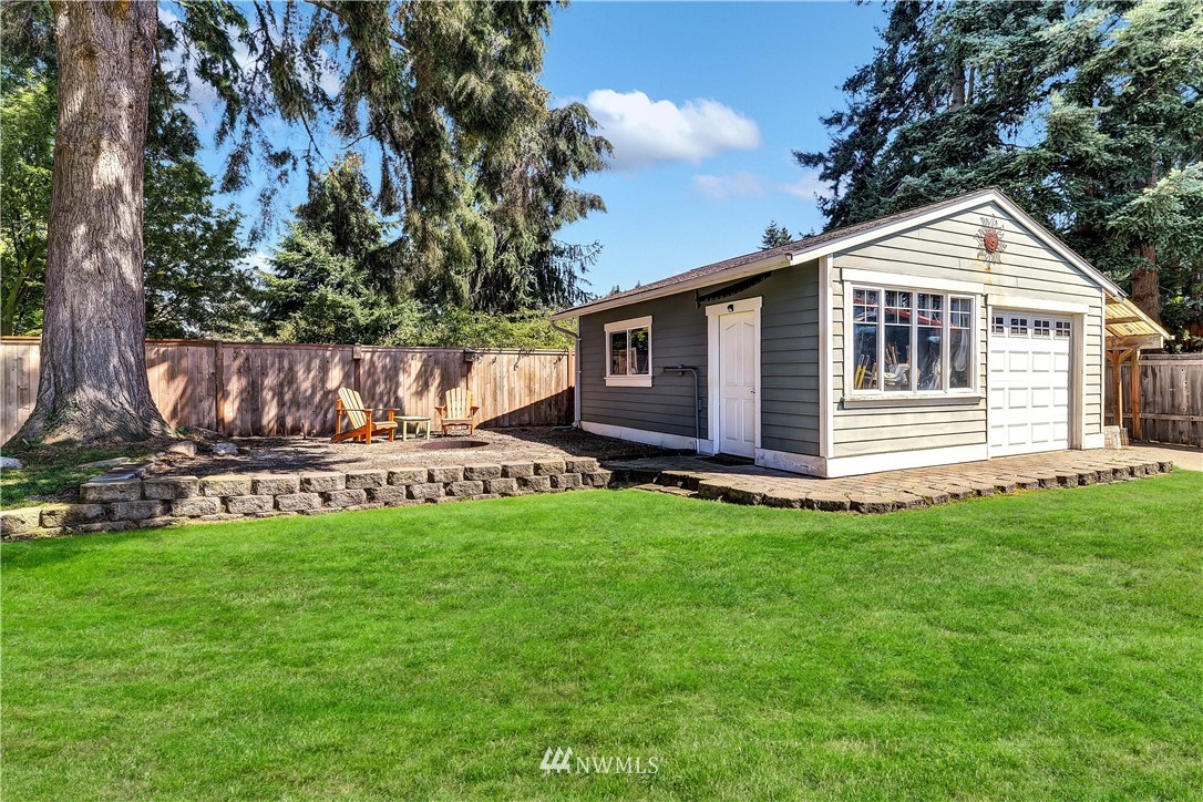 9501 217th Street Southwest Edmonds, WA 98020 - Photo 25 of 25 Gallery Image 25