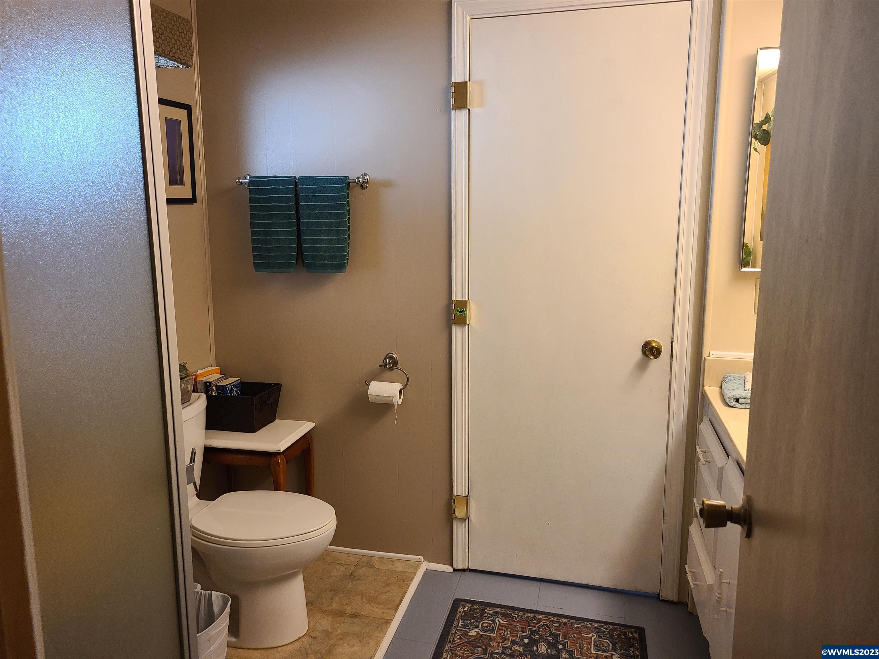 5510 Windsor Island Road North, Unit 26 Keizer, OR 97303 - Photo 15 of 32