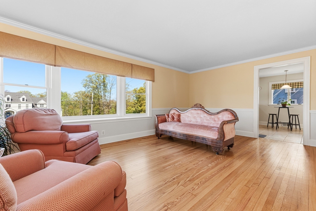 122 Deerfoot Road Southborough, MA 01772 - Photo 8 of 38