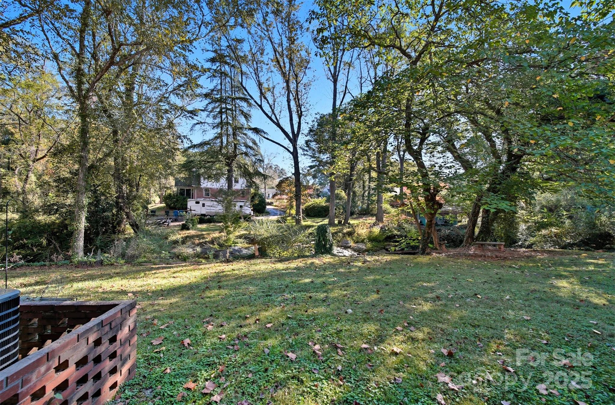 824 6th Street Northwest, Unit 5 Hickory, NC 28601 - Photo 31 of 33 a view of yard with tree