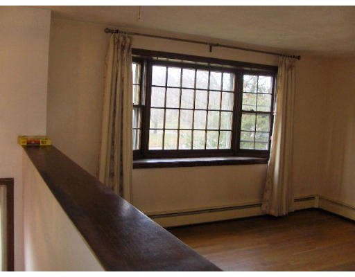 61 Hamilton Road Northborough, MA 01532 - Photo 3 of 6 Gallery Image 3