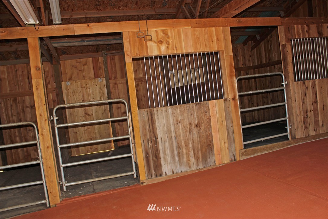 13149 Independence Road Southwest Rochester, WA 98579 - Photo 14 of 25